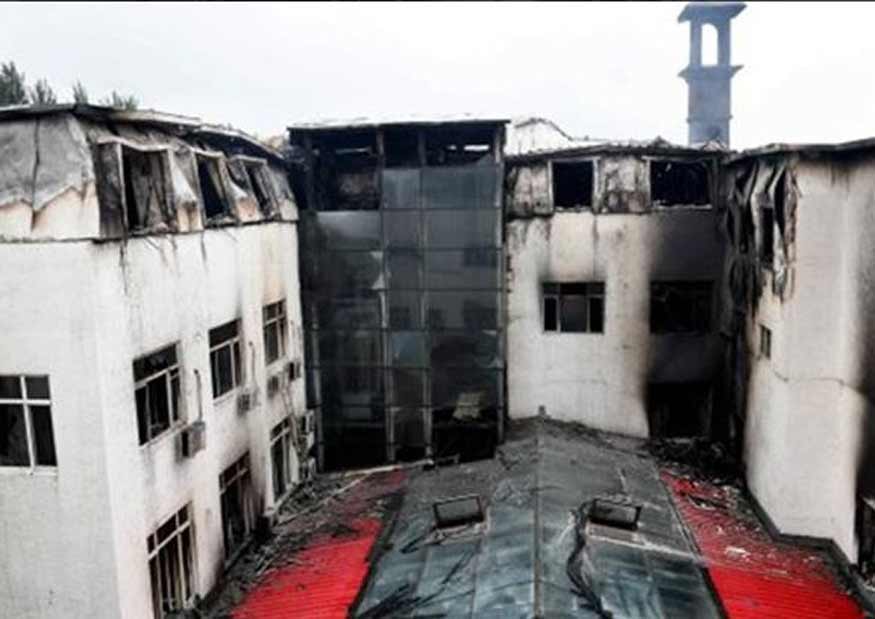 Al menos 19 muertos por incendio de hotel en China