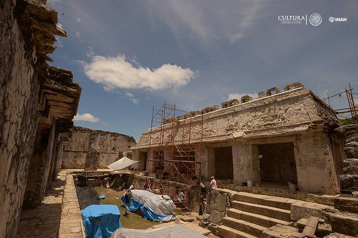 Arqueólogos descubren una cabeza del rey maya Pakal