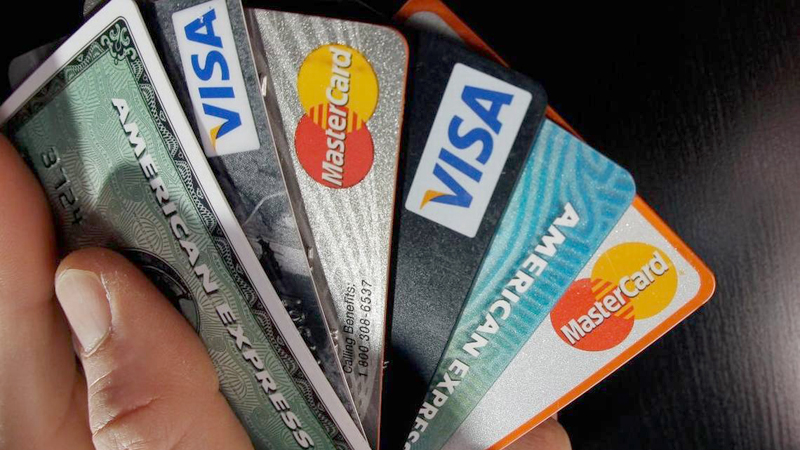 Sentencian a falsificadores de tarjetas de crédito