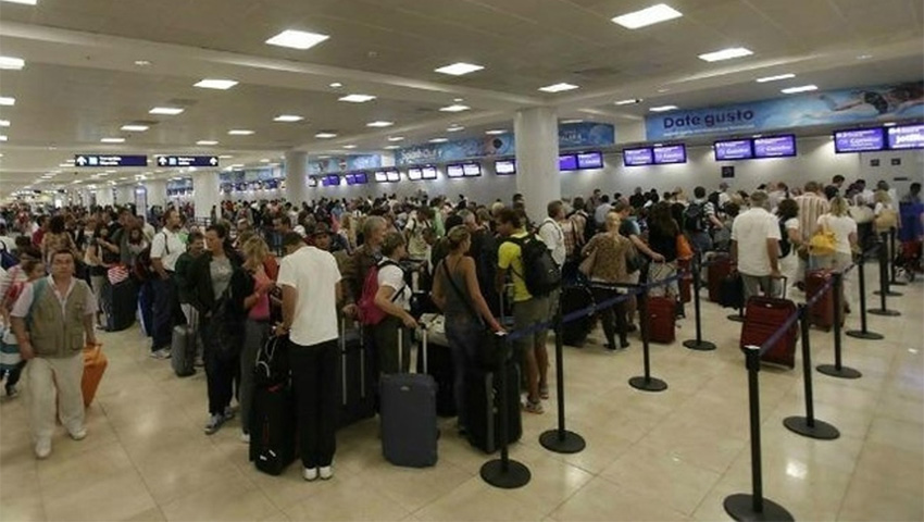 Detienen en Cancún a cubanos con pasaportes falsos