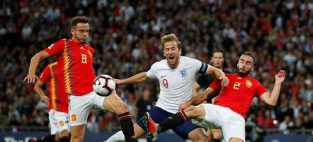 España vence a Inglaterra en debut de Liga de Naciones