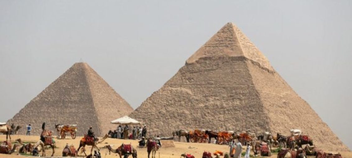 Estudian propiedad electromagnética de Pirámide de Egipto