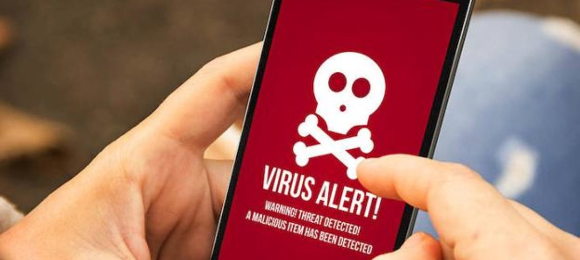 Alertan de virus por aplicaciones en móviles